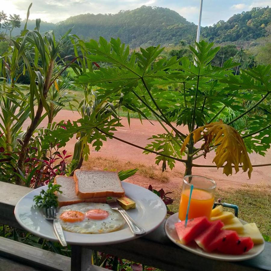 Hotel Mada Lanta Mai Keaw Ko Lanta Exterior foto