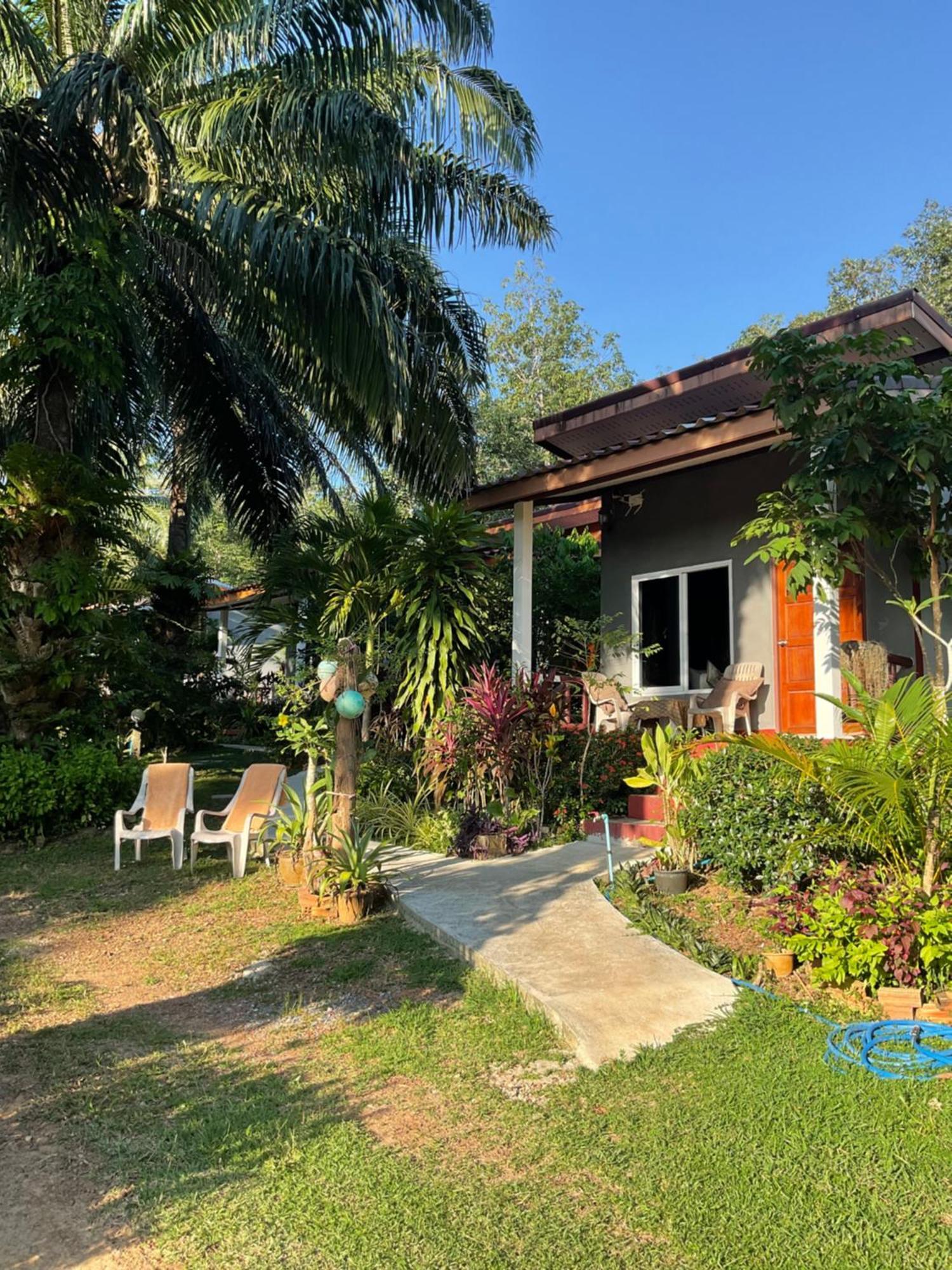 Hotel Mada Lanta Mai Keaw Ko Lanta Exterior foto