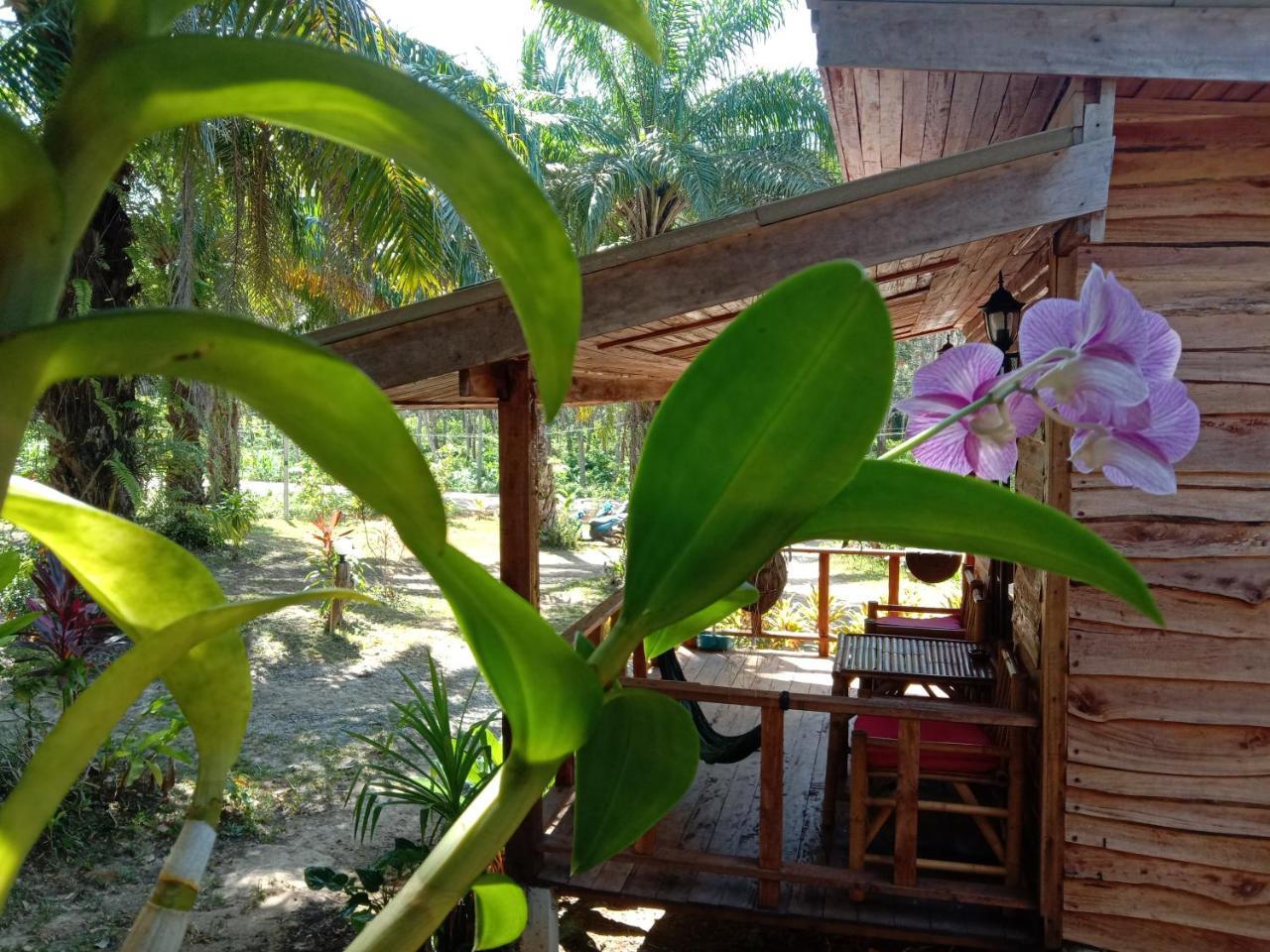 Hotel Mada Lanta Mai Keaw Ko Lanta Exterior foto