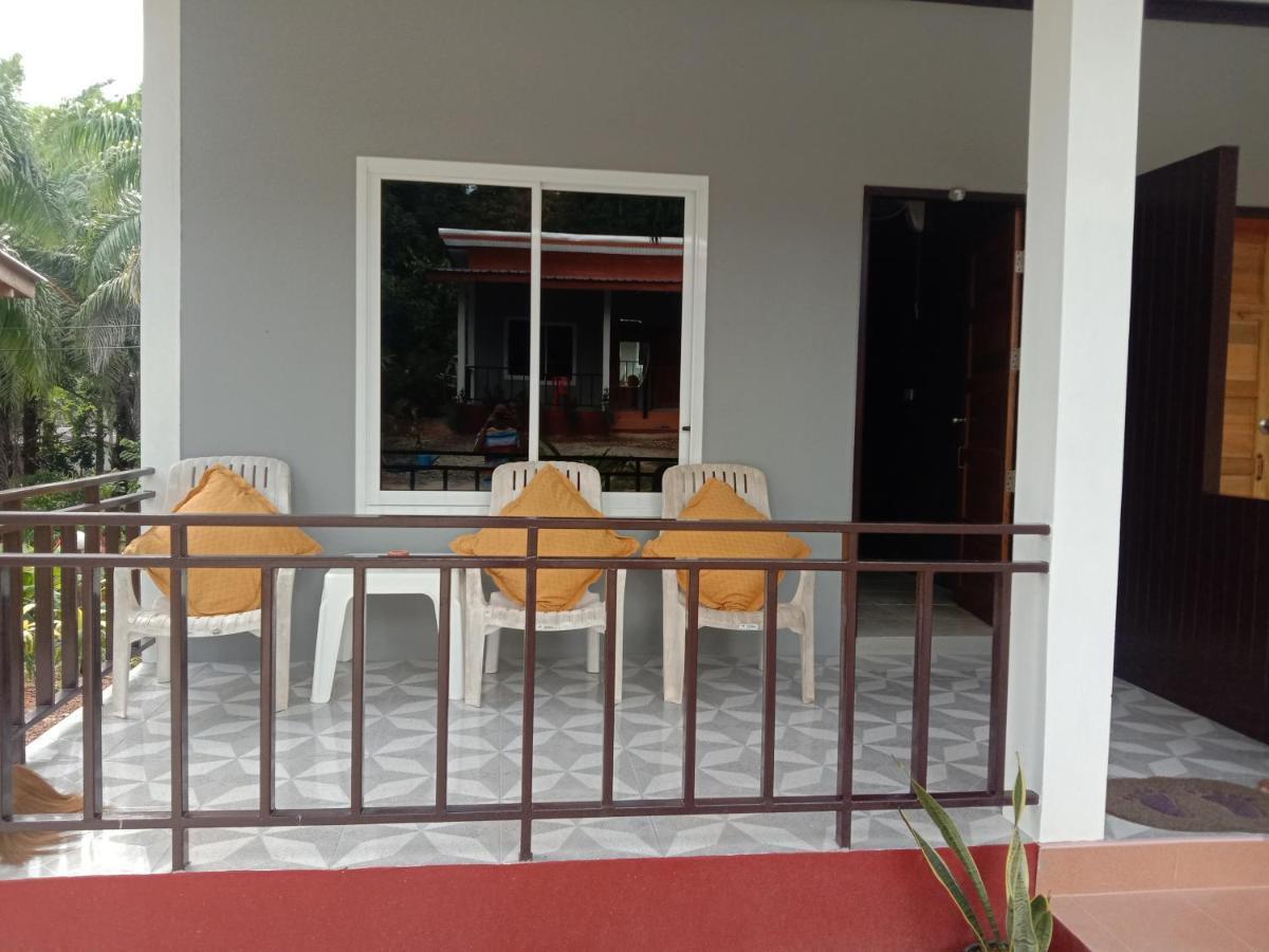 Hotel Mada Lanta Mai Keaw Ko Lanta Exterior foto